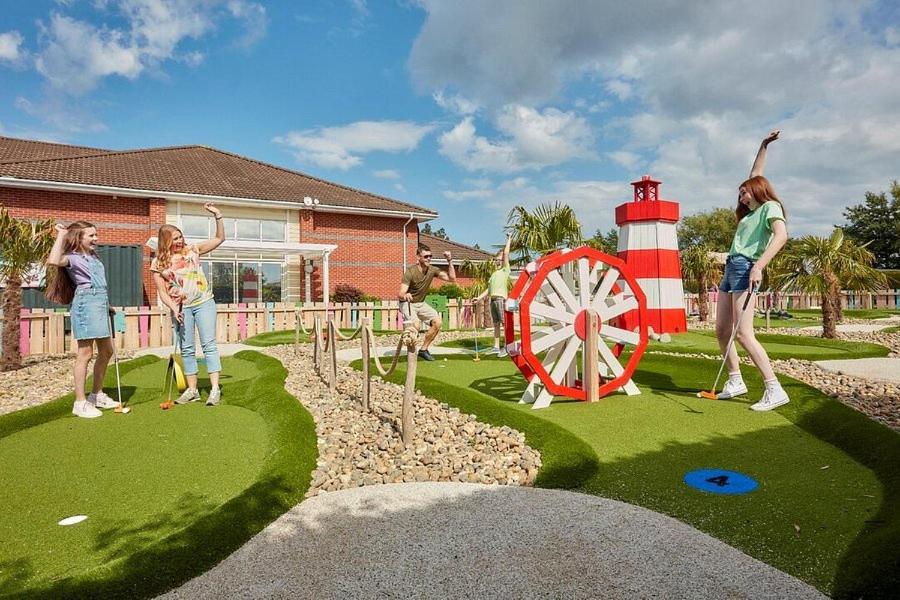 Southview Holiday Park The Elms Skegness Exterior photo